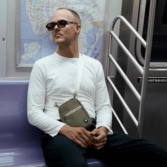 NWT! Thread Wallets Small Crossbody Bags for Women & Men - Picture 10 of 10